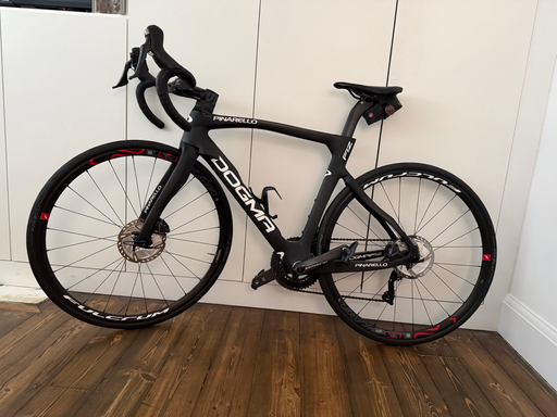 Pinarello Dogma F12 2022