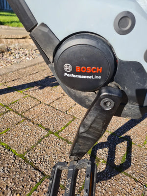 Cube Touring Hybrid Pro 625 Crossbar 2021