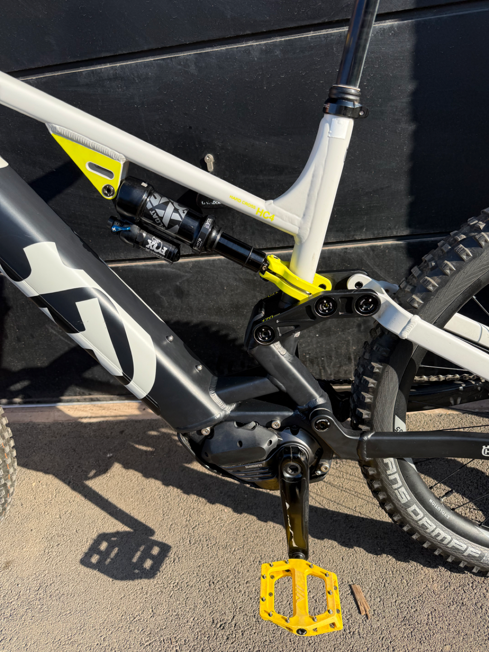 Husqvarna Hard cross 4 2025