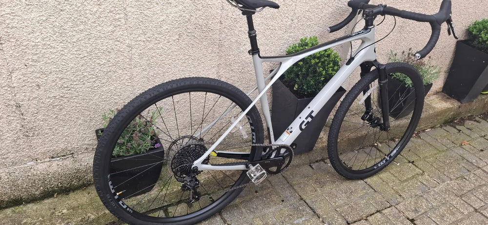 GT Grade Carbon X 2024