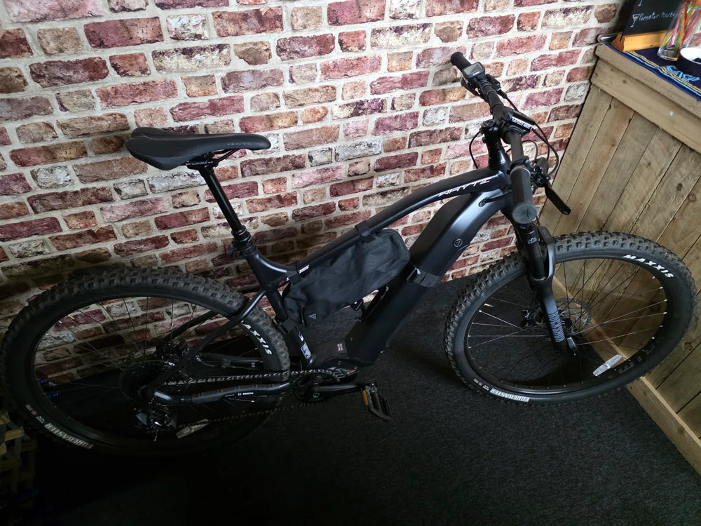 Whyte E-505 Hardtail Electric Mountain Bike 2022