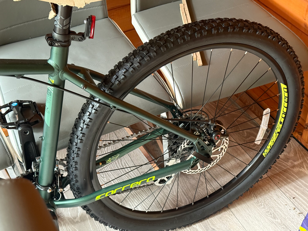 Carrera Vengeance Mens Mountain Bike (Without Puncture Protect) 2021