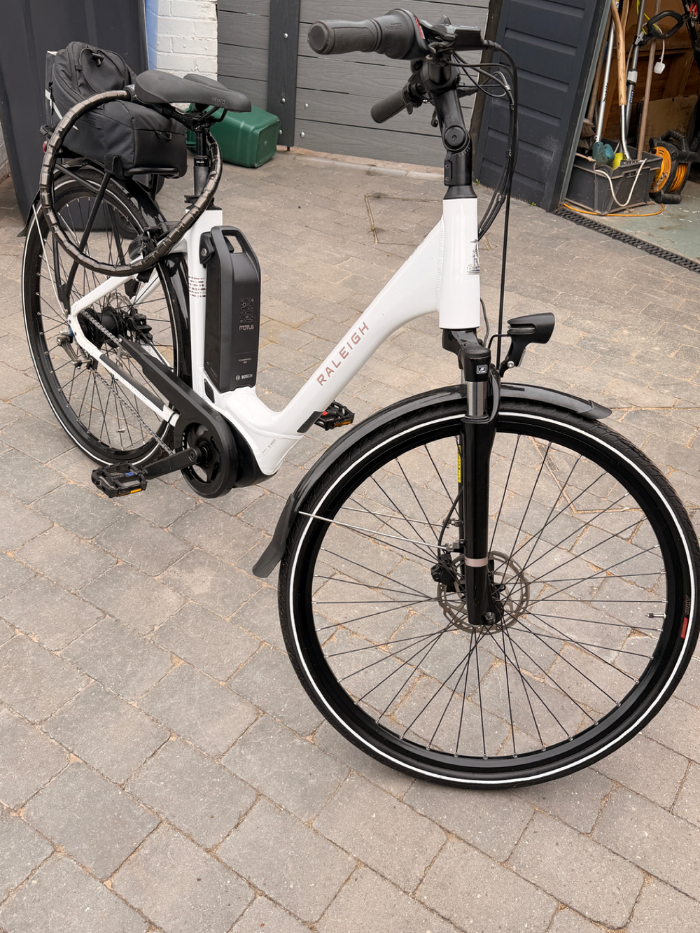 Raleigh Motus - Hub Gear 2026