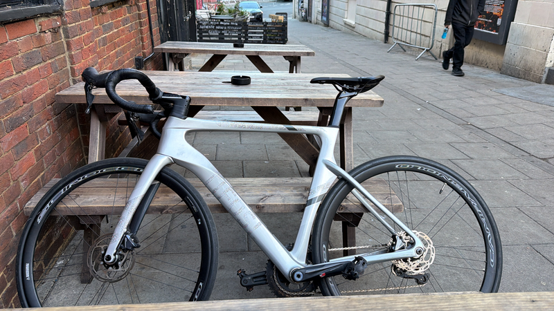 Tifosi Auriga Disc Ultegra 2023
