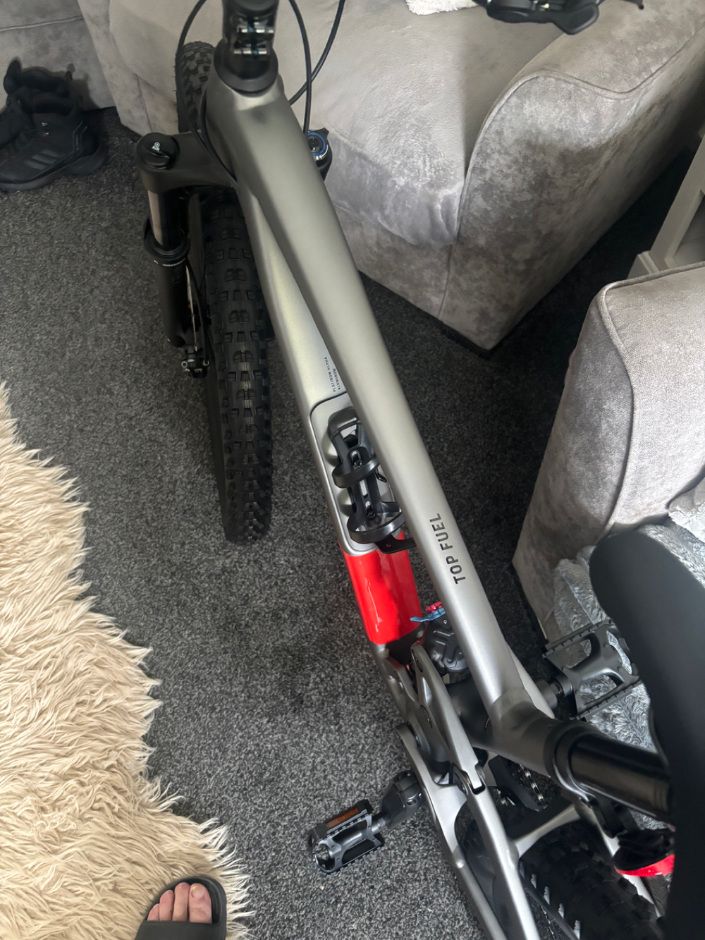 Trek Top Fuel 9.8 XT 2024