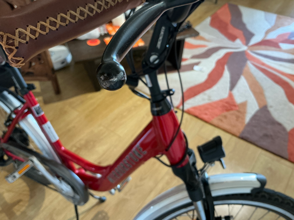 Mirrorstone Cherry Red Sprint 2024