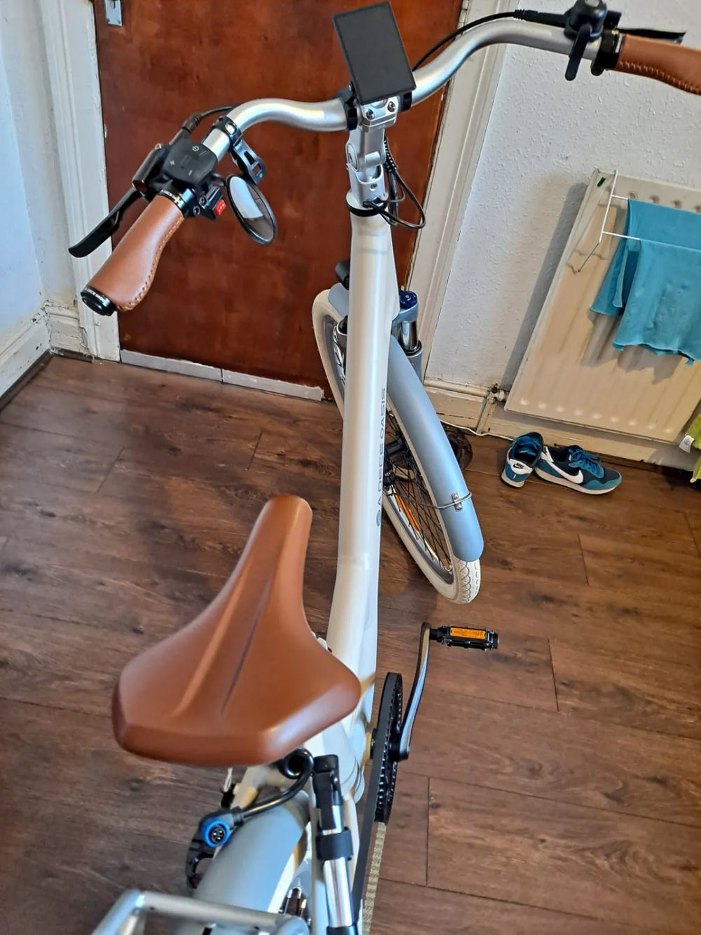 Ado Ado Air 28 Pro  2024