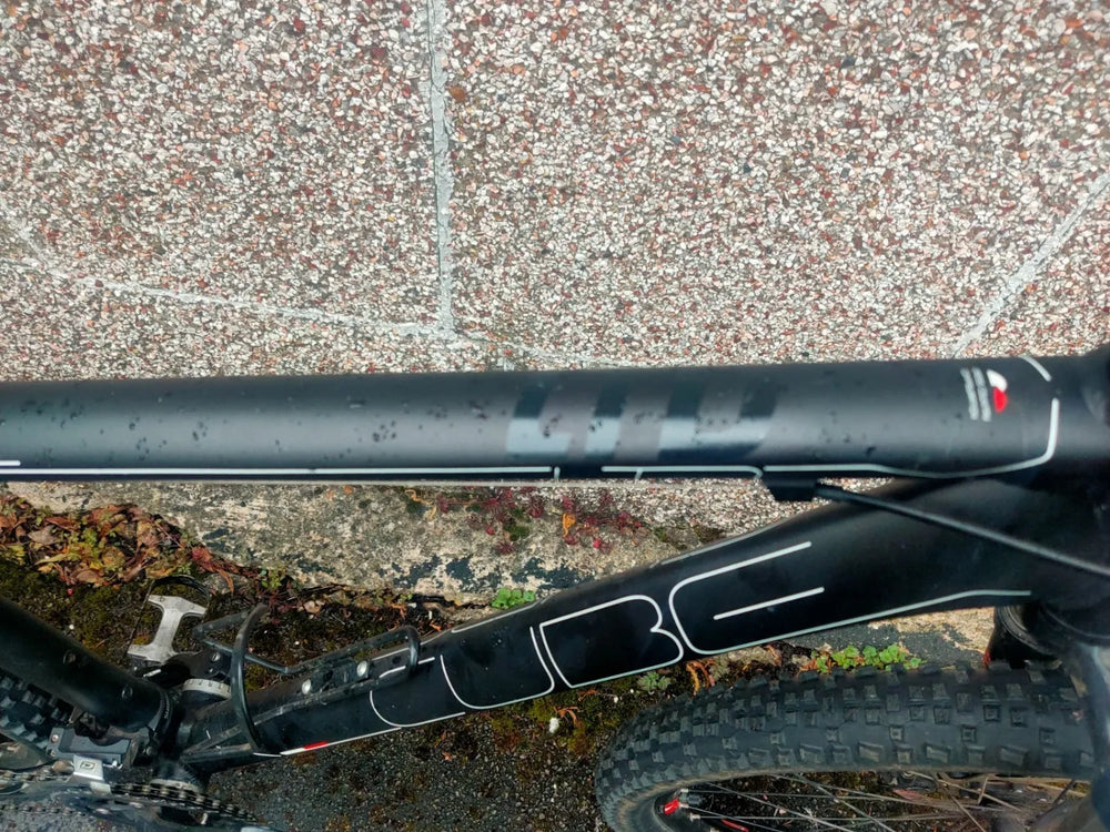 Cube Series hardtail mountain bike - 20 inches frame