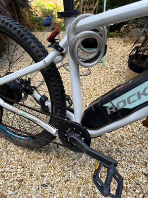 Rockrider E-ST100 2023