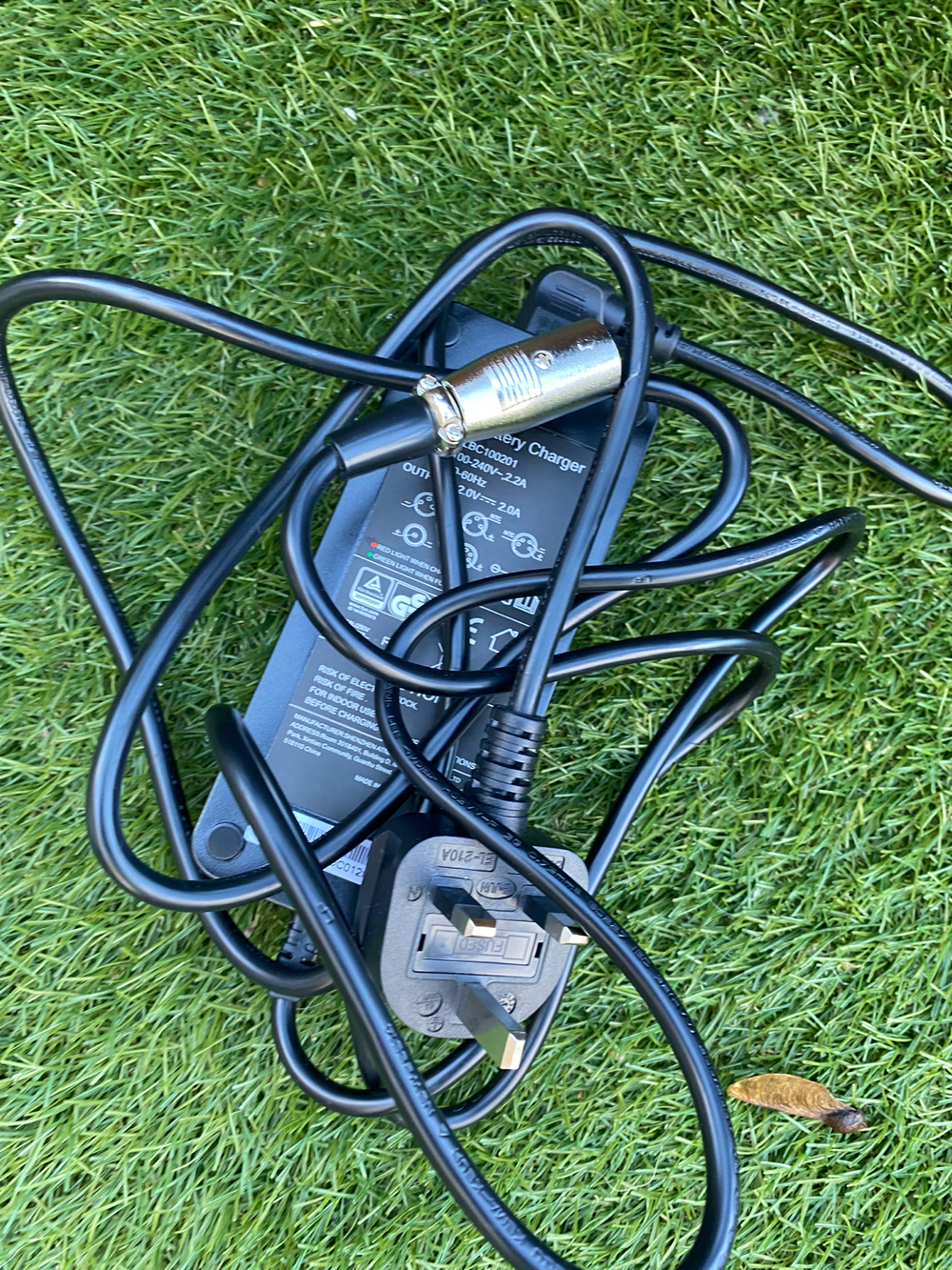 Metroneer  London - EU700 Plus Hybrid E-Bike 2025