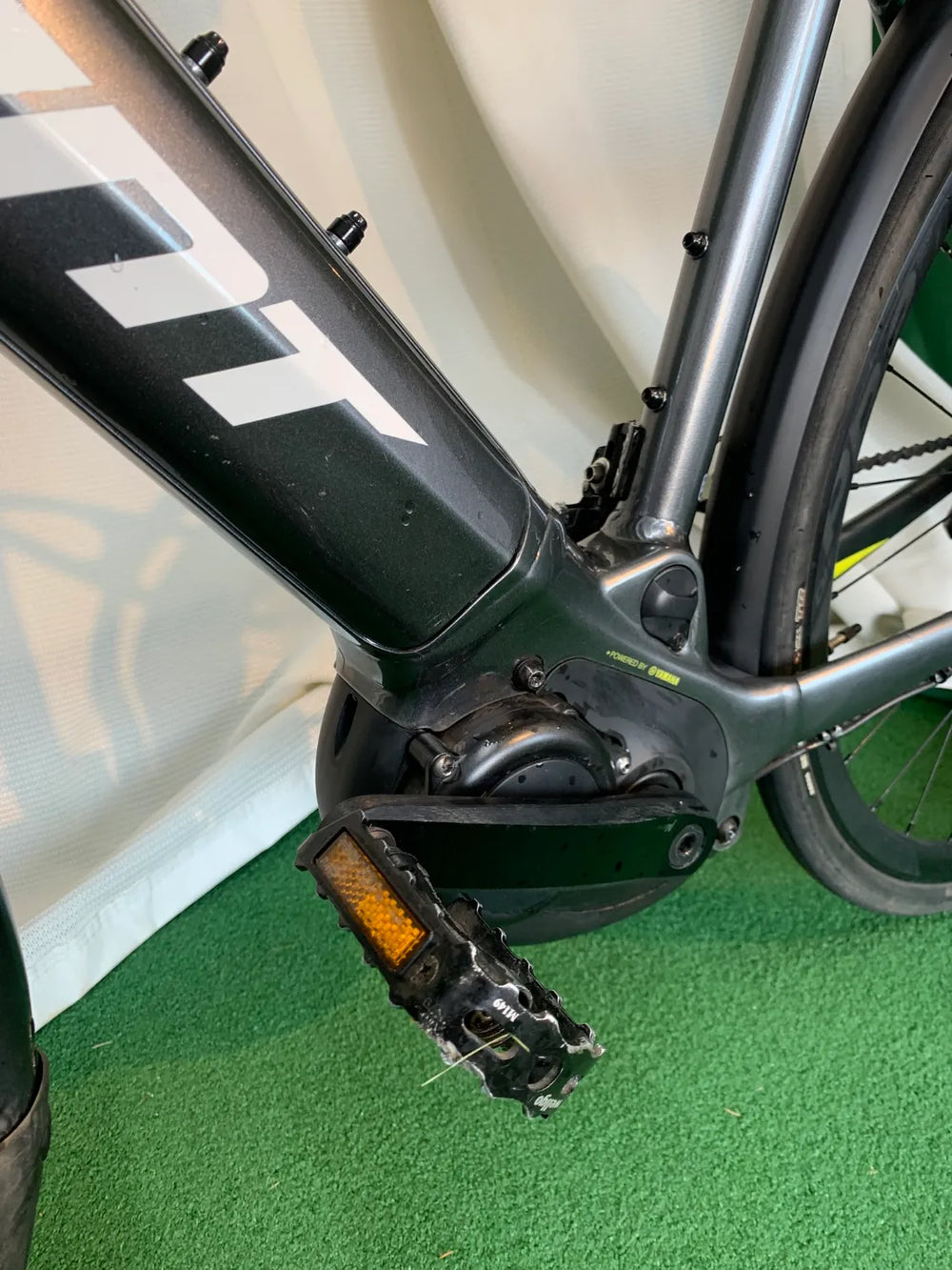 Giant FastRoad E+ 1 Pro Electric Bike 2020