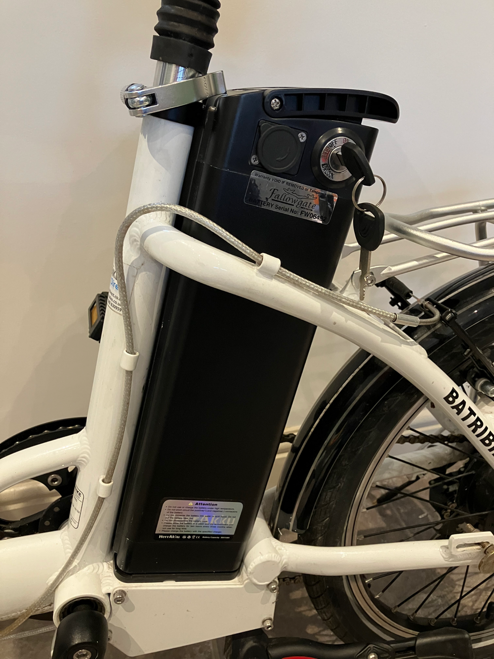 Batribike Dash 11AH white 2016