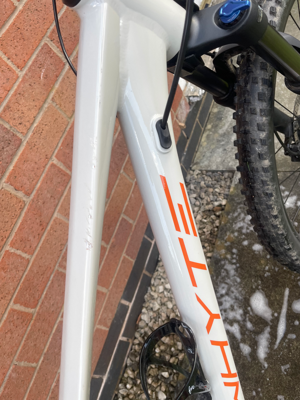 Whyte 905 2022