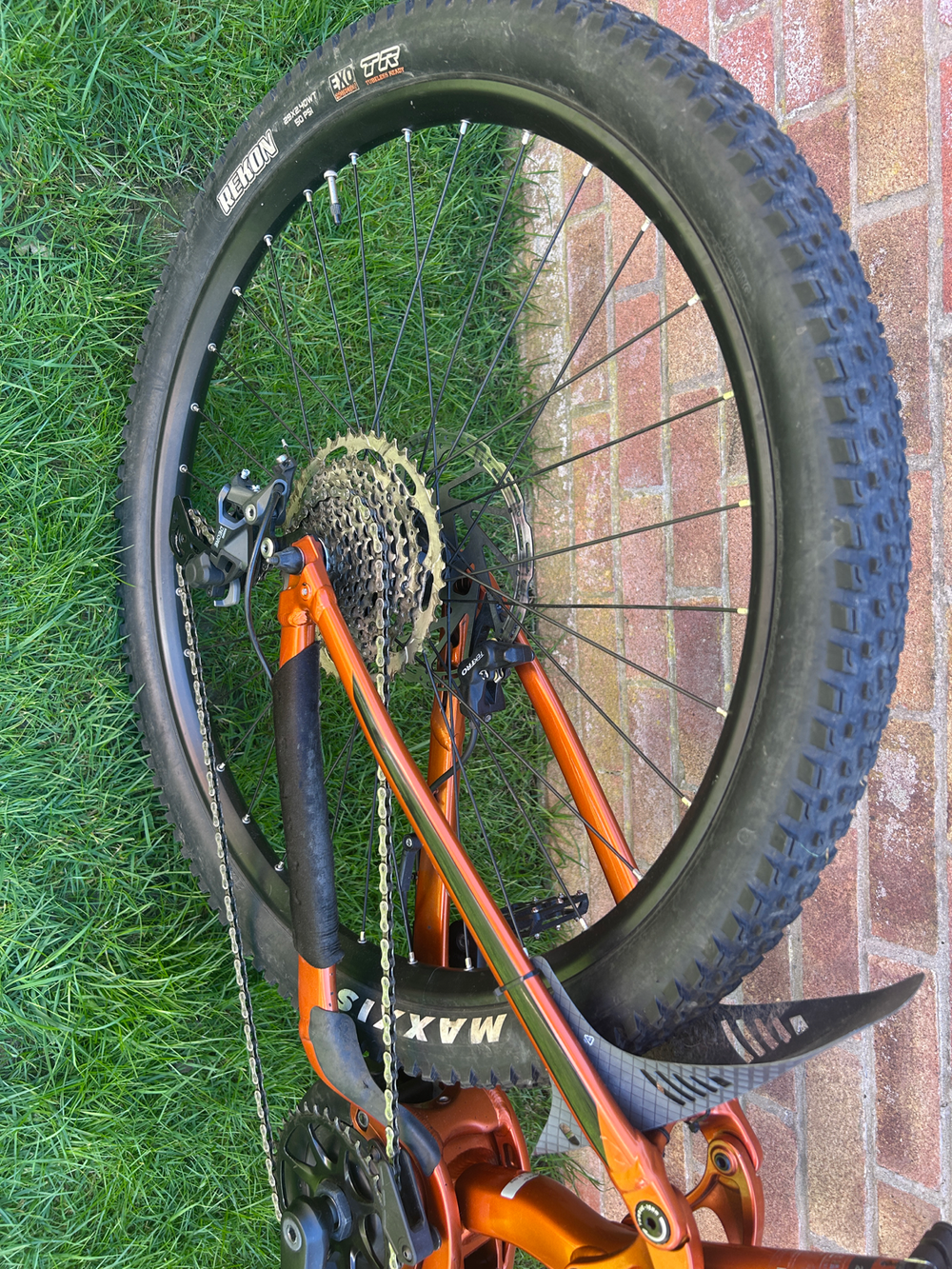 Giant Stance E+ 2 Full Suspension 2027
