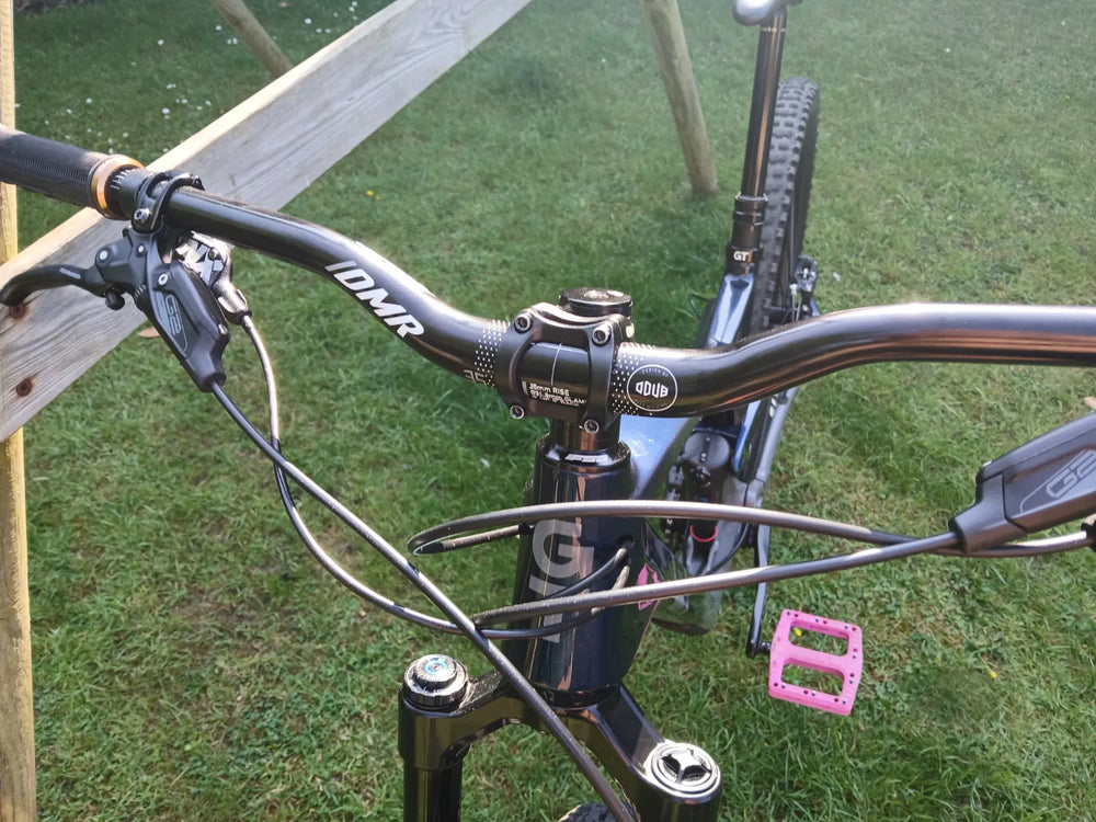 GT Sensor ST Carbon Pro 2024