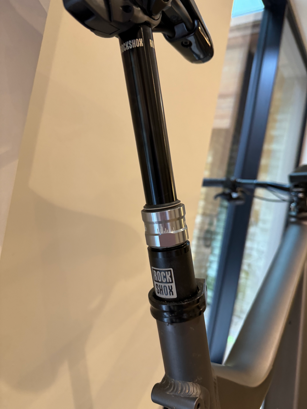 Riese & Muller Riese & Müller Delite Mountain – Full Suspension E-MTB 2022