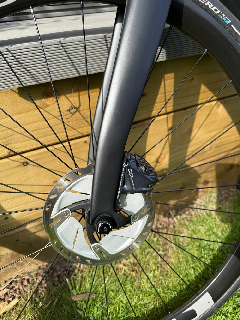 Pinarello Ultegra disc 2023