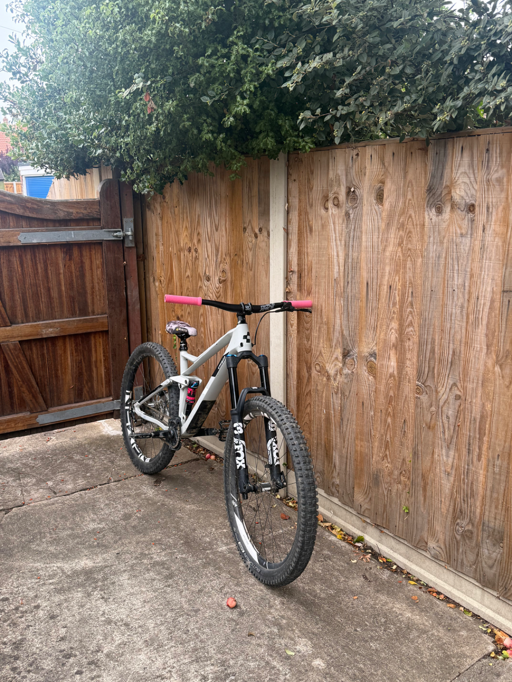 Cube stereo 140 hpc race 27.5 2019