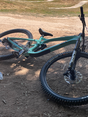 GT Sensor Carbon Pro LE 2023