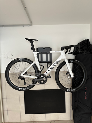 Canyon Aeroad CF SLX 8 Di2 2025