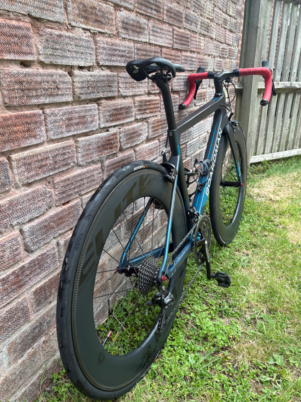 Boardman SLR 8 9 Carbon 2025
