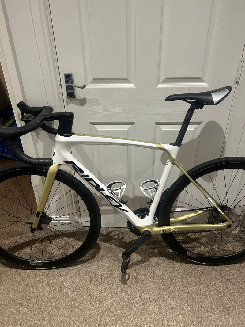 Ridley Fenix - Shimano Ultegra Di2 HDB 2021