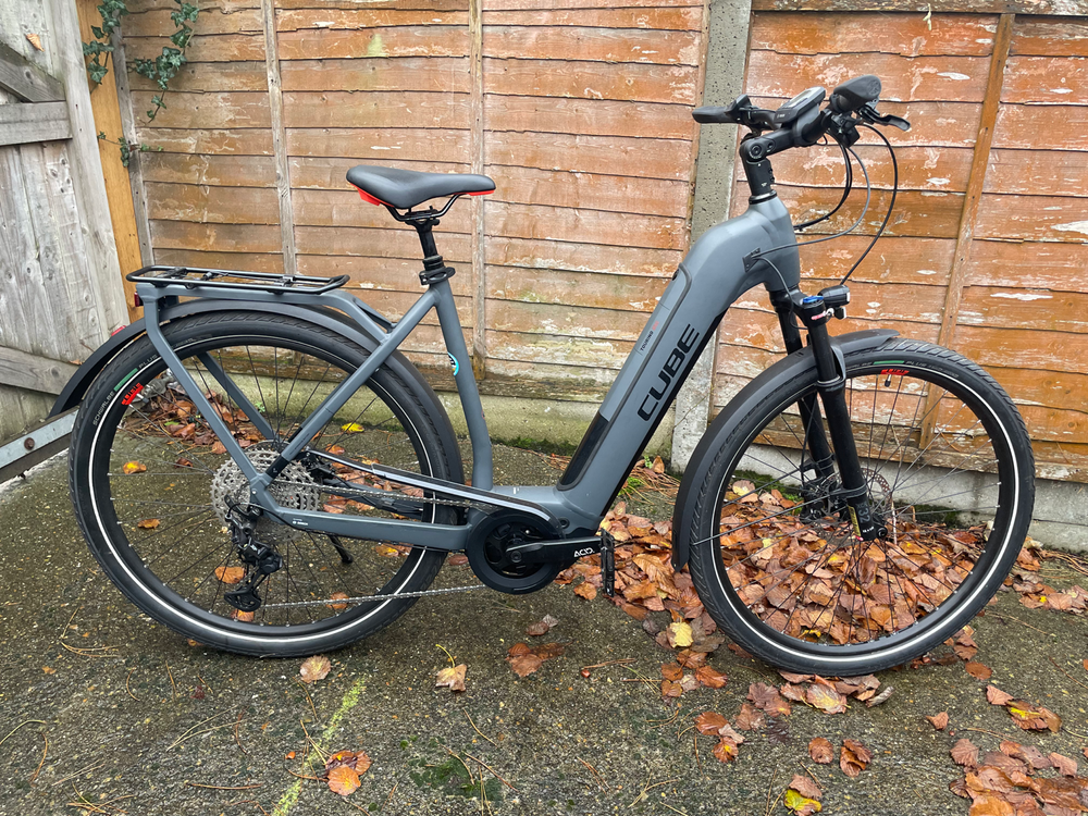 CUBE Touring hybrid exc 500 2022