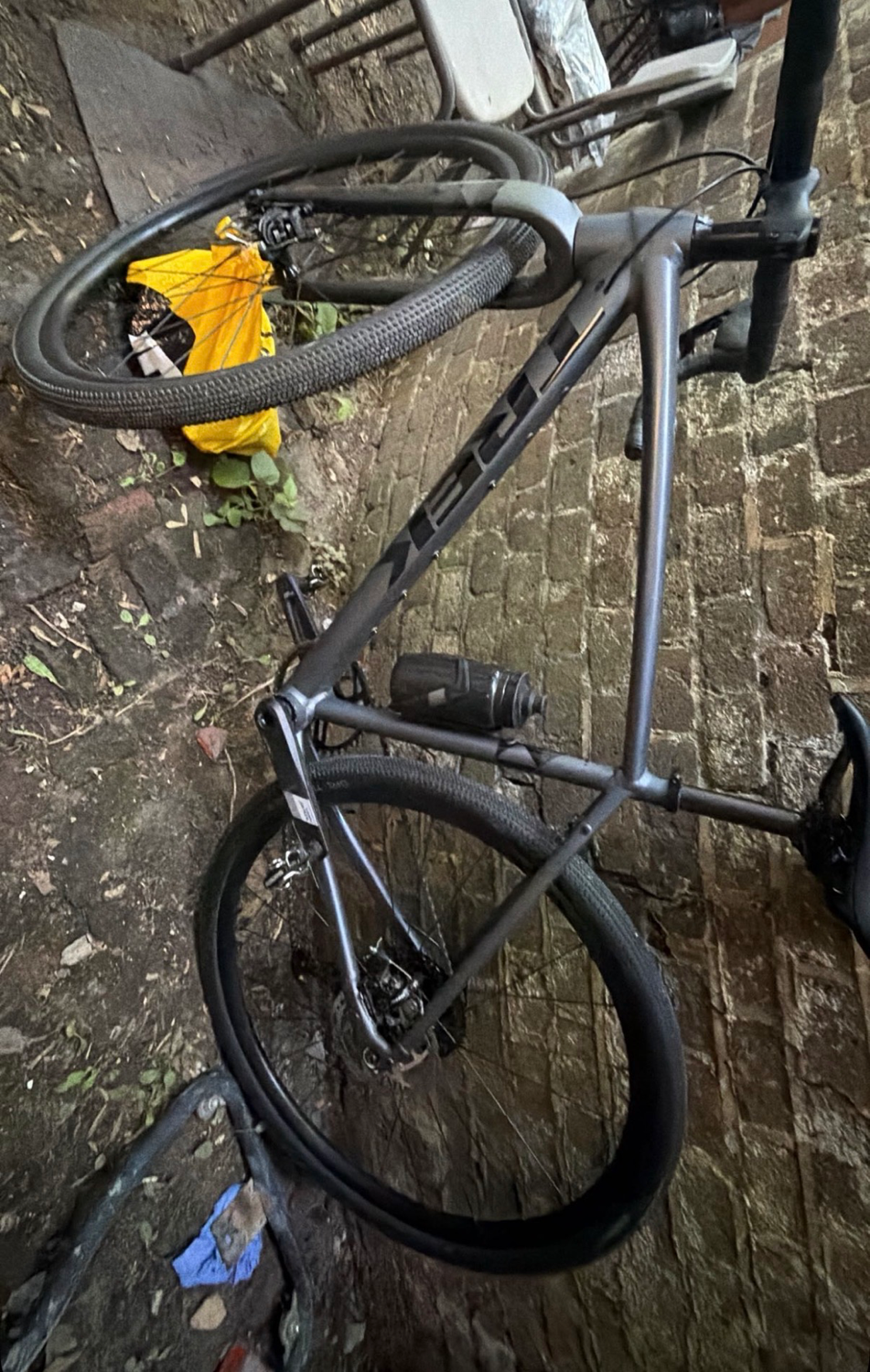 Trek Checkpoint ALR 4 Aluminium 2025