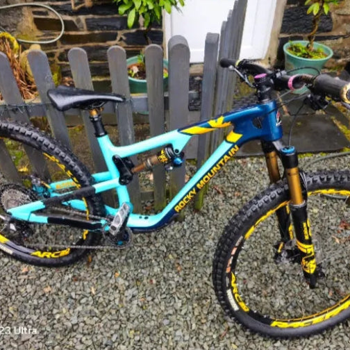 Rocky Mountain Altitude Carbon 90 2020