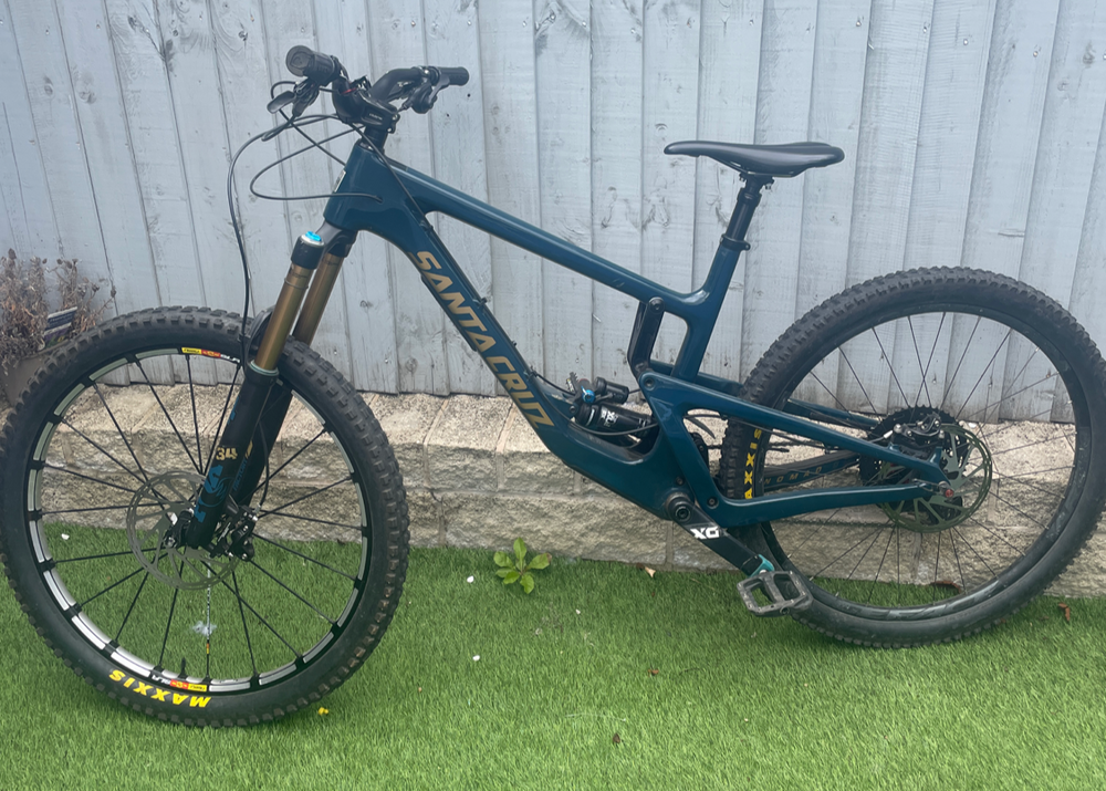 Santa Cruz Nomad XTR Reserve / Carbon CC / 27.5 2019