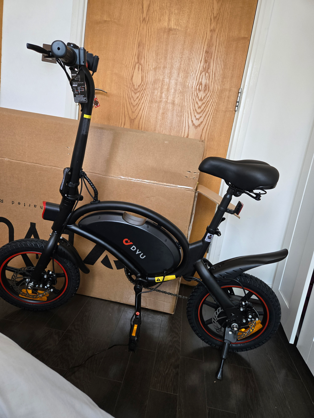 DYU  DYU D3F 2025