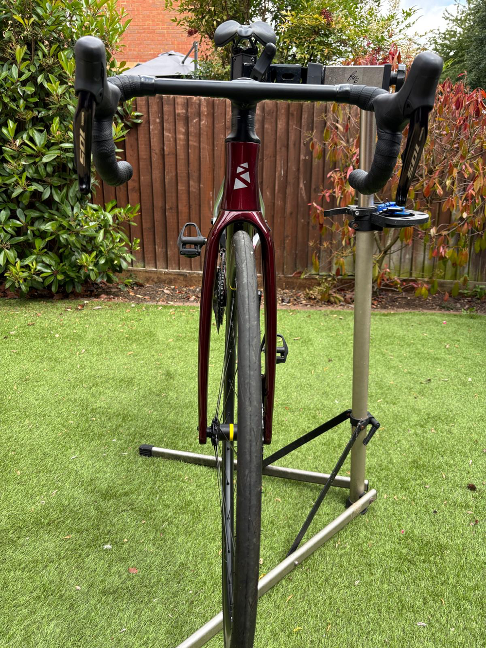 Ribble Endurance 725 Disc - Enthusiast, Shimano 105 Di2 2022