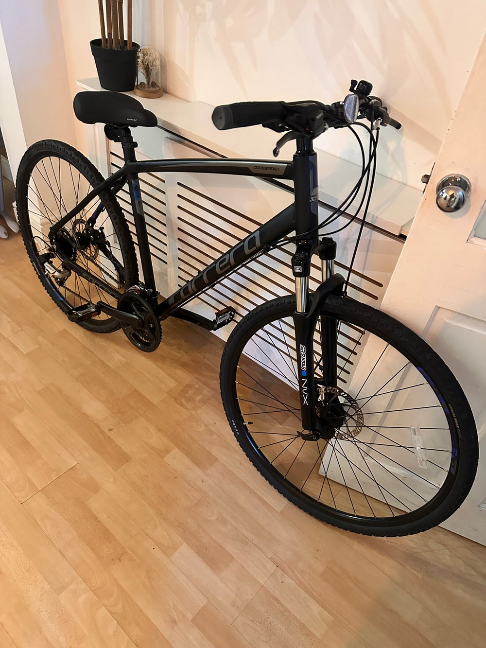 Carrera Crossfire 2 - MEDIUM18 INCH FRAME 2019