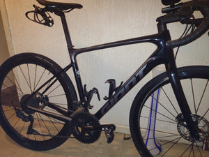 Giant Defy Advanced 2 Carbon Road 2026