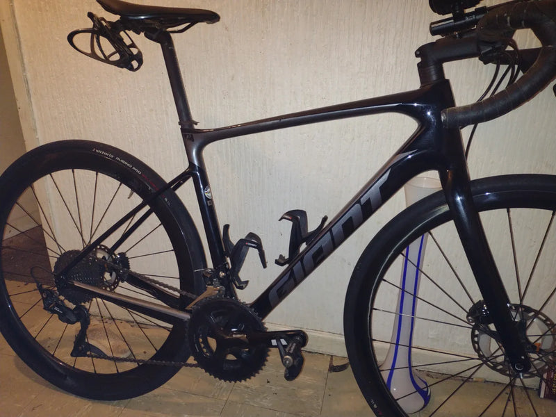 Giant Defy Advanced 2 Carbon Road 2026