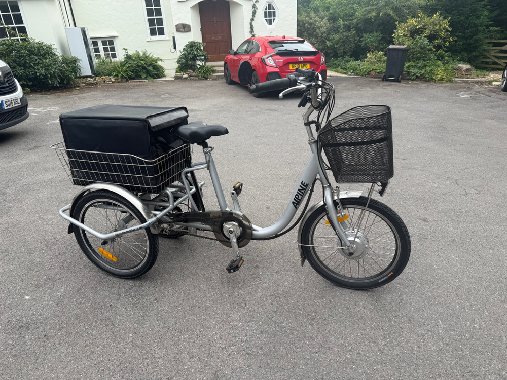 Alpine Tilt E trike 2020