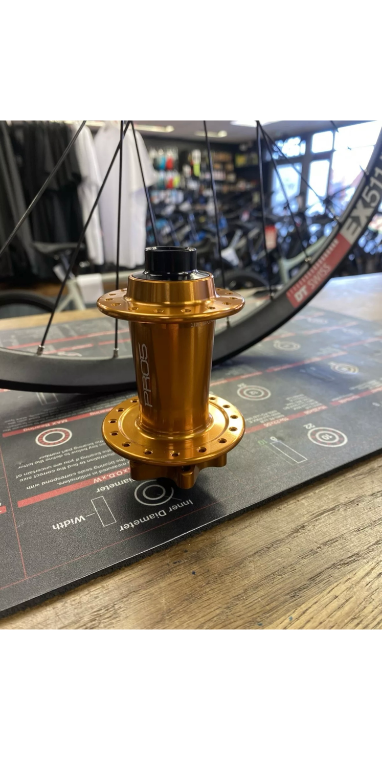 Santa Cruz Bronson X01 / Carbon CC / MX 2022