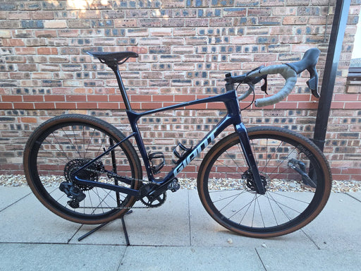 Giant Revolt Advanced Pro 0 M/L Only 2025