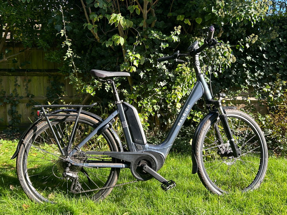 Raleigh  Motus Tour 2022