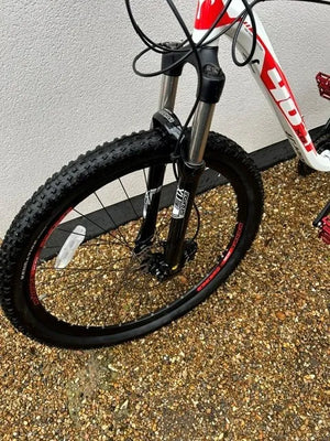 Wilier USMA 407XB