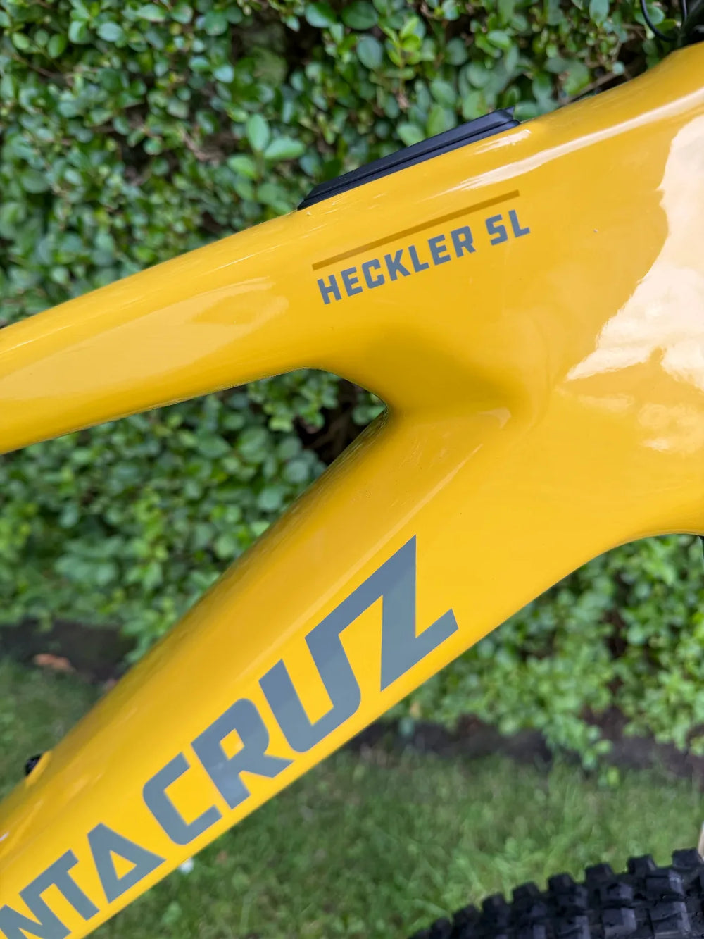 Santa Cruz Heckler SL 1.1 C Carbon MX 90 Yellow Stunning New Only 1 Month Ago 2026