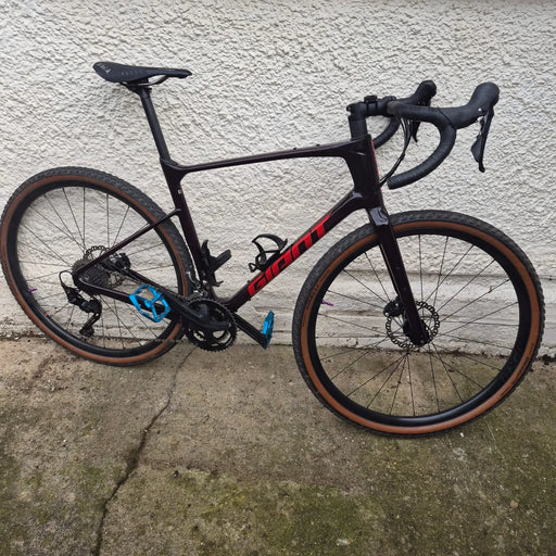 Giant Revolt - Advanced Pro 0 2023