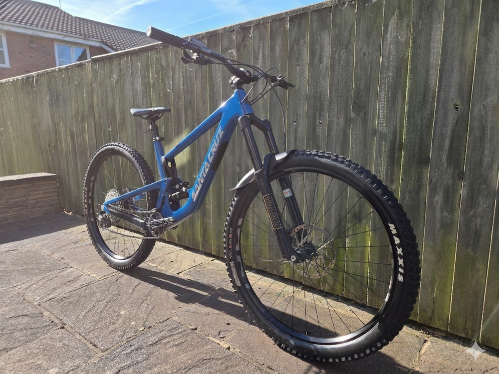 Santa Cruz Hightower V2 CC 2022
