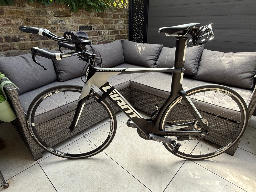 Giant Trinity Composite 1 2016