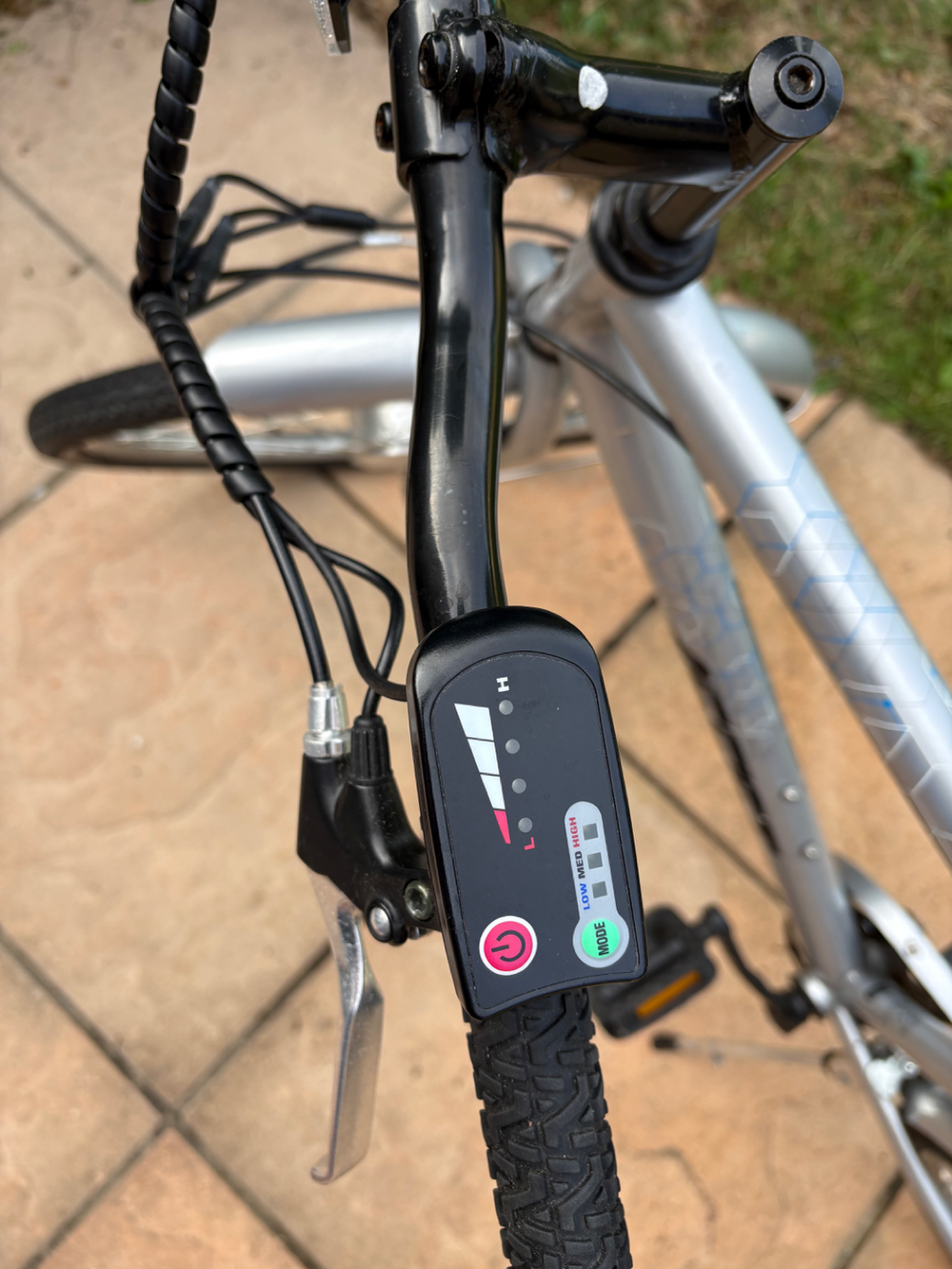 Assist Crossbar Hybrid Electric  2021