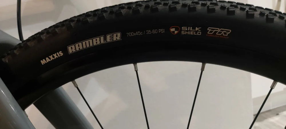 Dolan GXA Aluminium Disc Gravel Bike - Shimano-12s-105 R7170 DI2 2022