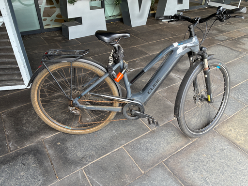 Cube Touring Hybrid 400 2022