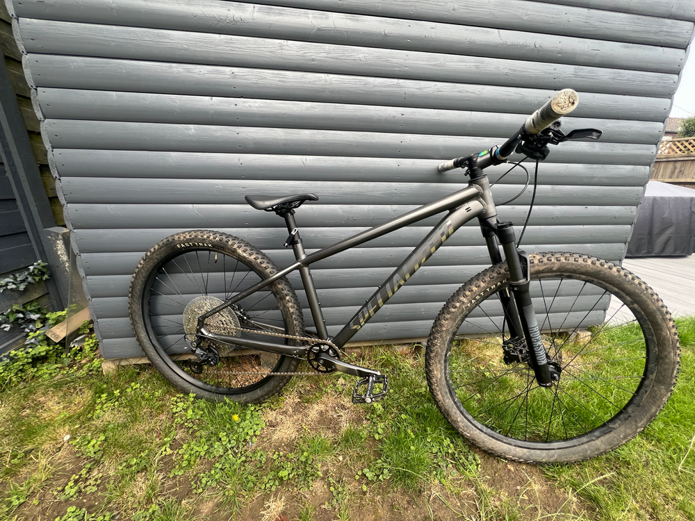 Specialized Rockhopper Expert KH 27.5 2024