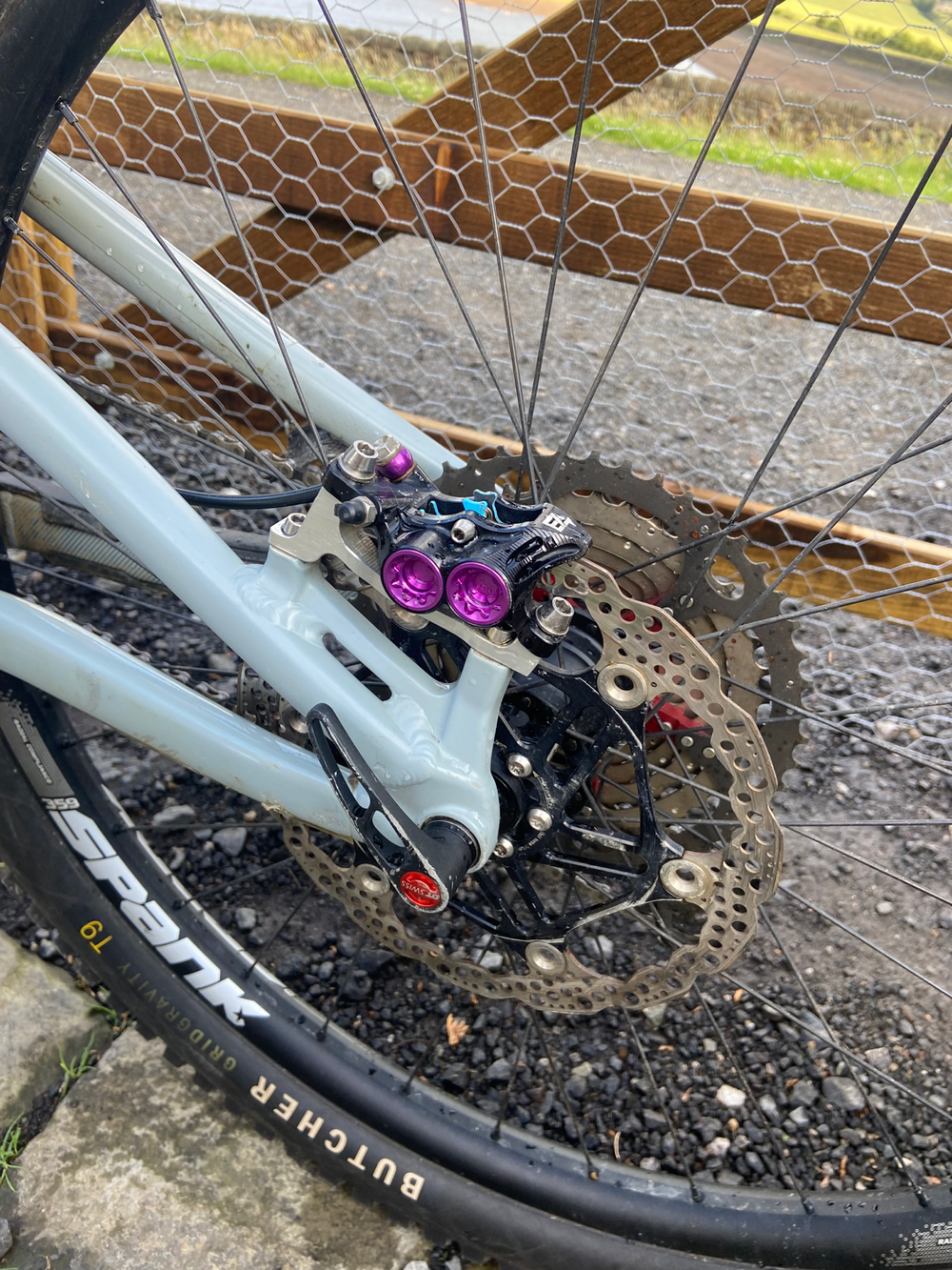 Santa Cruz Bronson R / Carbon C / MX 2022