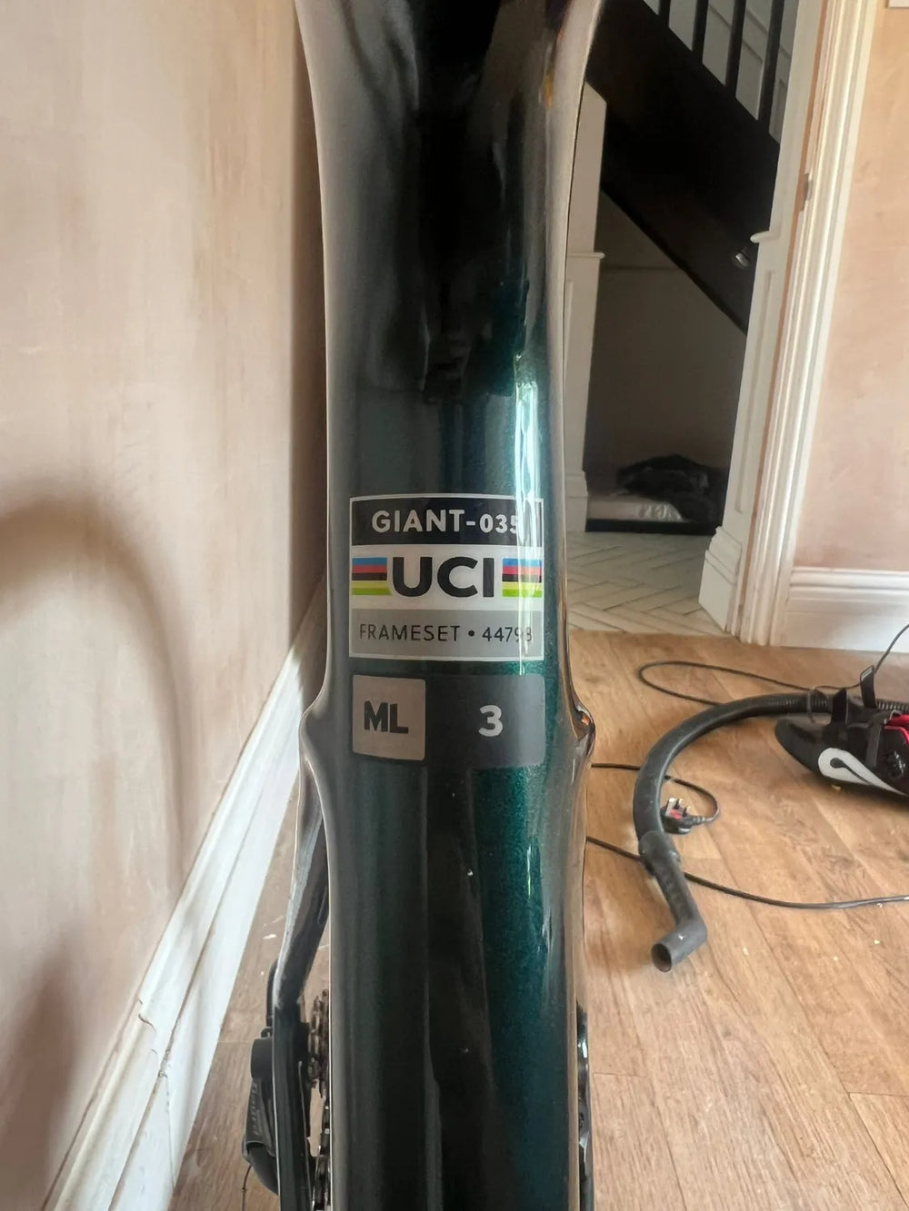 Giant Defy - Advanced 3 2024